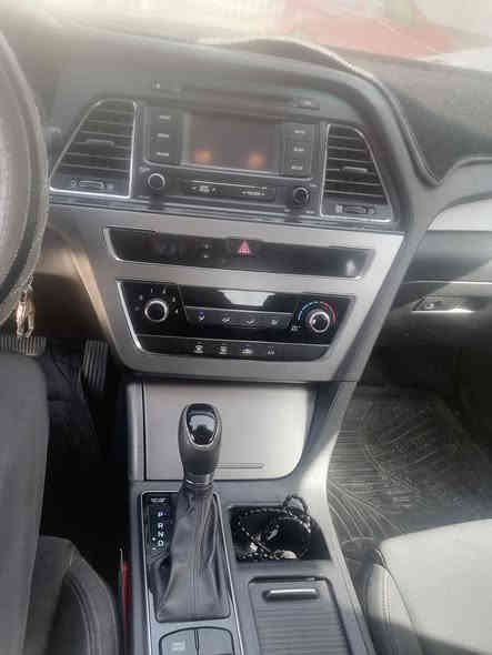 سوناتا للبيع موديل ٢٠١٥ خليجي شكل ١٦ مكفولة كفالة عامة ماعدا بارد قليل جدا محرك ٢٤٠٠ دوش مكفول لاتبخير ولاتنفيص رقم أربيل الجديد سنوية وهزة وأرقام جدد السعر اتصل على الرقم ***********
