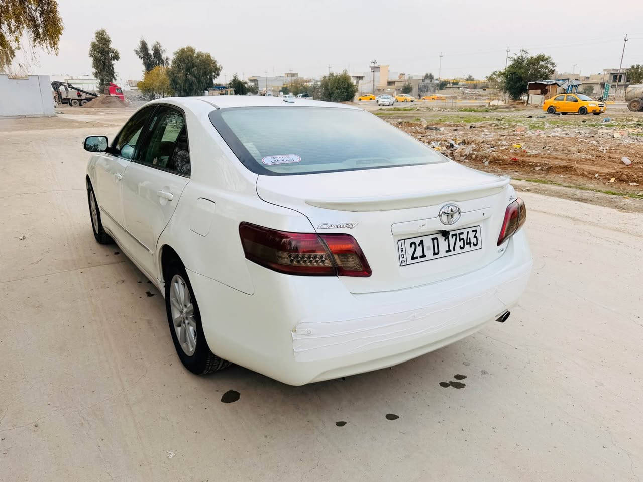 كامري GL خليجي 2010 
سيارة ابيض صدفي نضافة 100%
تايرات و باتري جديد 
ماشي 175km 
مواصفات : داخل اصفر و دعامي حساس و كاميرا و شغال عن بعد 
كير و محرك بشرط مابي عيب 
بيها قطعتين جاملخ و بونيد بدون ضربة و بدون دواخل 
سعر 122 ورقة 
ر.ق :*********** 
ر.ق :*********** كركوك, العراق
