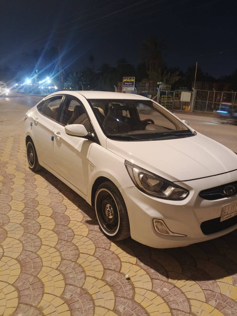 اكسنت ٢٠١٢ خليجي رقم مثنى مشروع وطني سنويه غير نافذه 
محرك ١٦٠٠ بيها رشات صبغ بدون ضربه قويه 
محرك وكير مكفولات حداديه جديده تخم تاير جديد تبريد ثلج السعر ٨٥$ مكانه كوفه ***********
