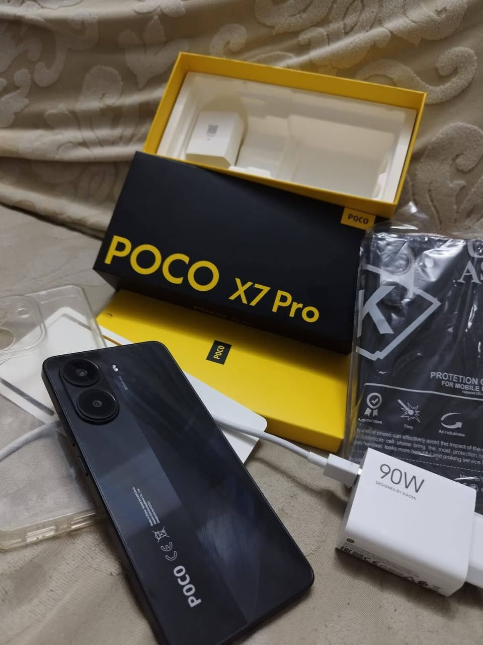 pocox7pro
جهاز جديد عدد دورات الشحن243فقط نضيف كلش كامره كلش حلوه بوبجي 120فريم هيرتزيه120 كامل ملحقات شاحنه حته كفره الاصلي الويا الجهاز موجود بصمه ما بصمه مواصفاته معروفه بعد ذاكره256 
سعر450الف بي مجال بصيط العنوان بغداد البلديات متواجد فيس واتساب رقم***********
