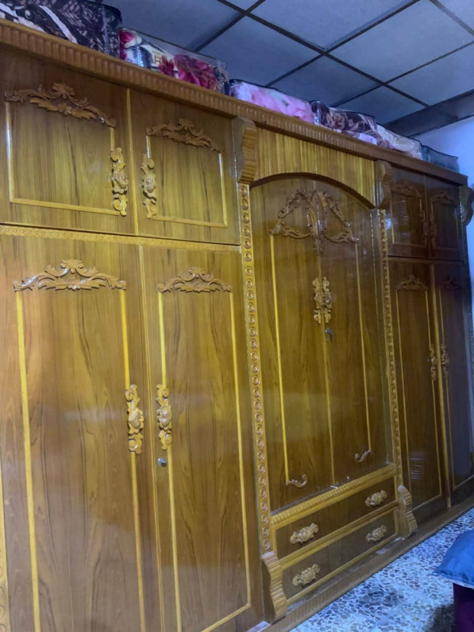 للبيع غرفة جديده شغل ثقيل فصال درجة أولى الخشب 5ملم صاج عراقي  شغل الشاهين   السعر مليون أو 300👉👌


**إذا كنت صاحب هذا الإعلان وتريد حذفه لأي سبب، رجاءا أرسل رسالة إلى الدعم الفني**