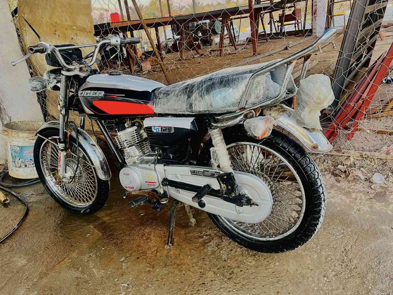 الله سلام عليكم تايكر 2023 شكل القديم مبدل بيها ولفات دراجه حلوه وبيها بس الشاير ممربوطات لان كله جديد سعرها 440،قفل قفل قفل مكاني بابل قضاء الكفل وشراي يشلع عيوني ماتفيدك عوفها لا تكسر بحلال ناس *********** هاذا رقمي واني خادم
