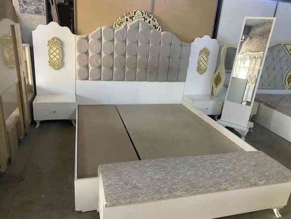 غرفه نوم تركي نظيفه لبيع سعر 700 شاري يخابر رقم *********** كركوك
