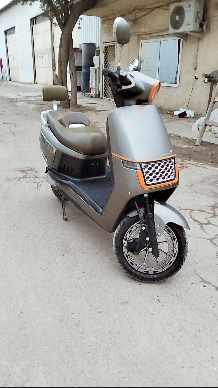 سلام عليكم دراجه شحن ٦ باتري للبيع السعر ٥٥٠
الدراجه نضيفه نفس ما موضح بلصوره 
للاستفسار *********** واتساب ورصيد متوفر
