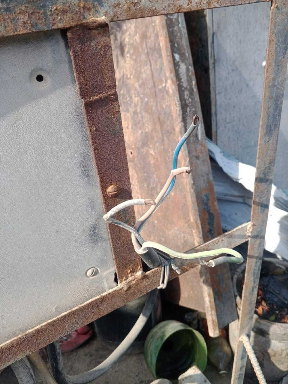 السلام عليكم  مولد ٢٥ كيفي ياباني عاطل العنوان بغداد البلديات اتصل على الرقم وسهلة ***********بي واتساب
