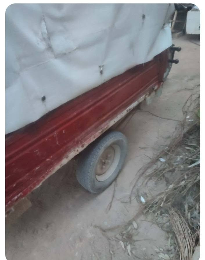 ***********السلام عليكم ستوته للبيع امتار موديل 15 اوراق سكنر للبيع كامله هي ومحجره السعر 800
