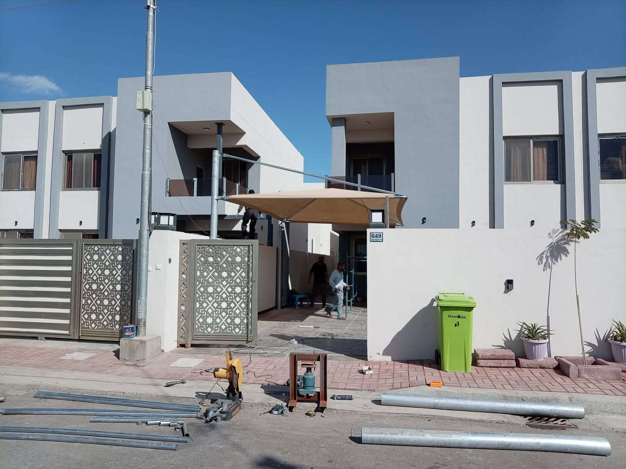 تم بعون الله عمل سقيفه هرميه في مجمع نجمه بغداد ونشكر كادر مكتب الصادق اللسقائف كي سبان سعر المتر 40الف***********
