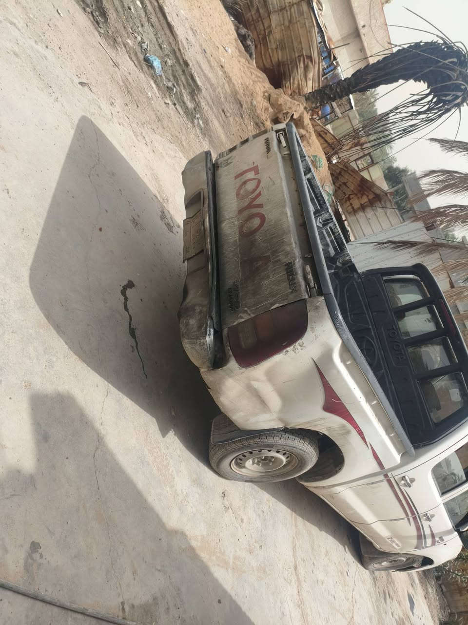سلام عليكم  بسبب وعود الكاذبه اعاده  نشر تيوتا كاز 2007 بيها جاملغ باب السائق السياره اريدها 90 بيها مجال قيل رقم مثنى والسيارة طافيه خلل كهربائي ***********
