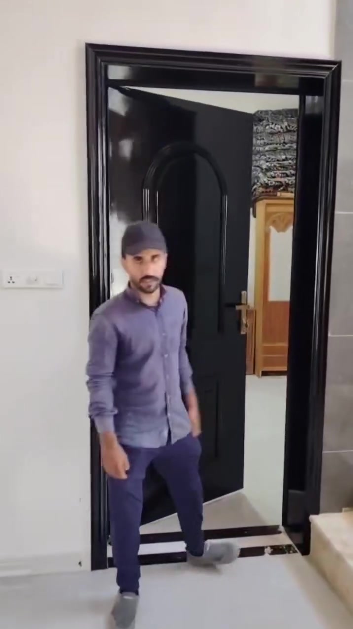 بسم الله اللهم صل على محمد وآل محمد
من مجمع الشمري للنجاره تم تجهيز ابواب باللون الاسود اللامع. (صبغ حراراي ضمان) 

 لاحد متابعينا وزبائننا الكرام في حي بابل وحسب طلبه للتصميم والالوان

مستعدون لتنفيذ وتجهيز كافه الطلبات

غرف نوم.  قنفات. دواوين. جراجيب. ابواب 

العنوان بابل الحمزه الغربي العلاك مقابيل حسينيه البو حموسه

لمعرفه بقيه التفاصيل مراسله الحساب او الاتصال على الارقام التاليه 

*********** سجاد

*********** عبدالله
