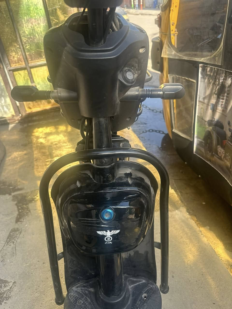 حجمهة ٢٠ السلام عليكم ورحمة الله وبركاتة دراجة شحن نضيف جداً حداً زيرو زيرو كارتونة وياهة مري وشاحنة اذا بيهة شخط تاخذهة بلاش مكاني بغداد شارع حيفا السعر ٣٧٥ وبيهة مجال 
***********
