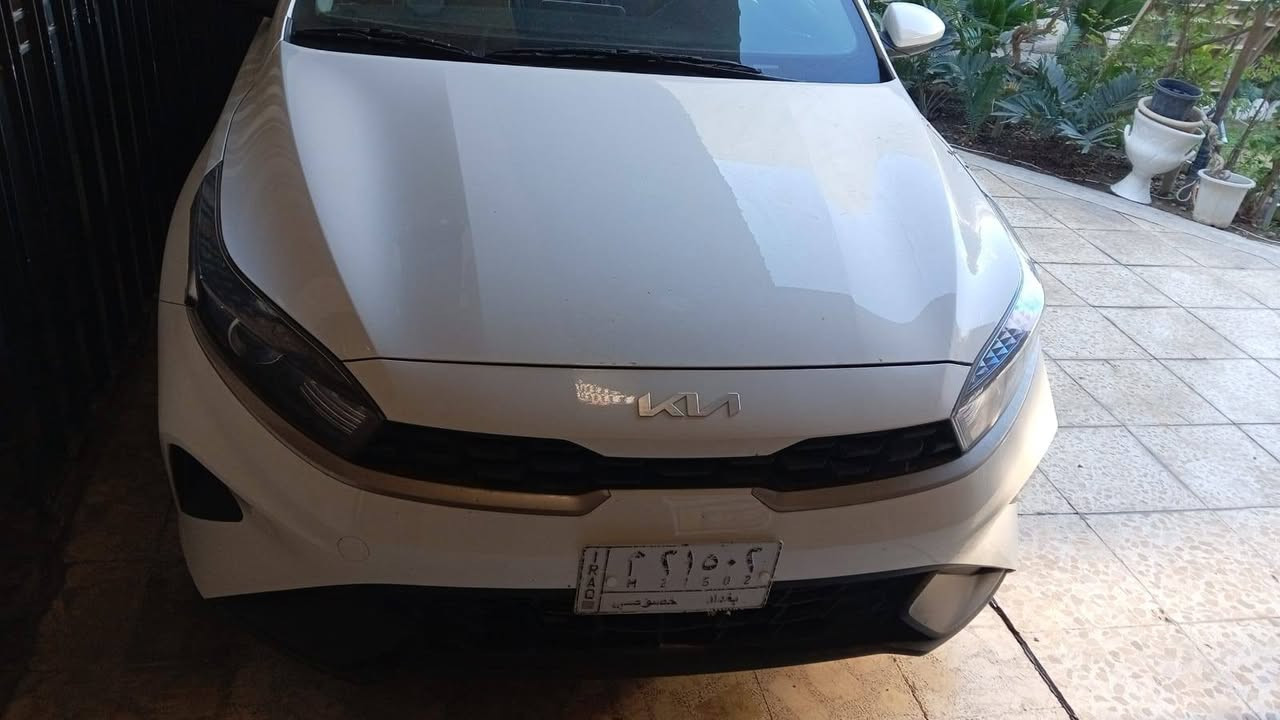 كيا سيراتو ٢٠٢٣ محرك ٢٠٠٠ ماشيه ١٢ الف أريده ١٧٧ ورقه بيه مجال مكان سياره حي الجامعه ***********
