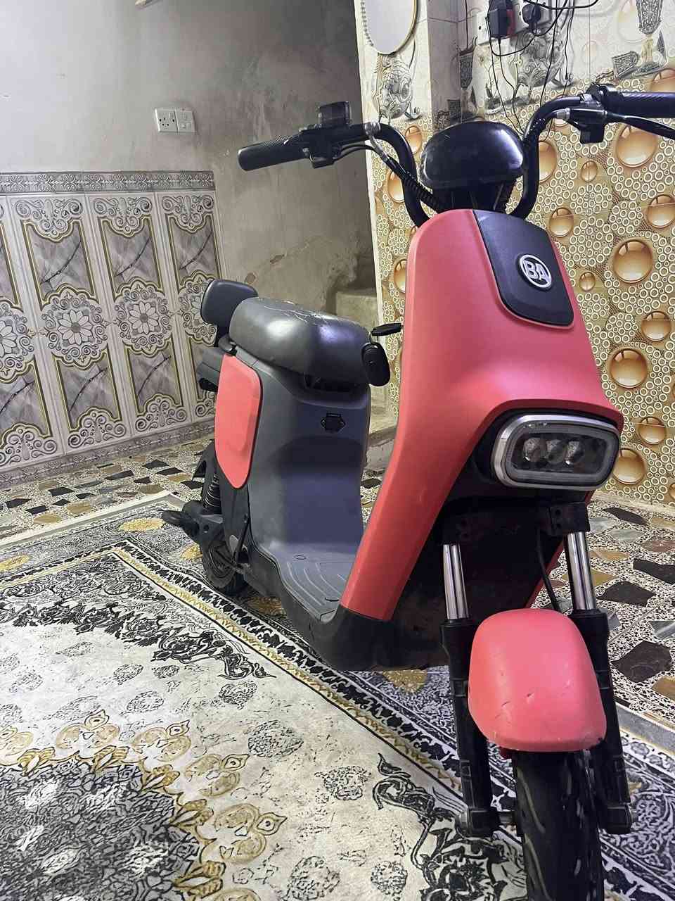السلام عليكم
دراجه شحن للبيع الدراجه بعدهي جديده ماصرلي لي 3 اشهور من ماخذهاا الدراجه بصمه واسويج  تشتغل او بايدر اوشحن تمشي
السعر:350 قفل
العنوان:بغداد البلديات
الرقم:***********
