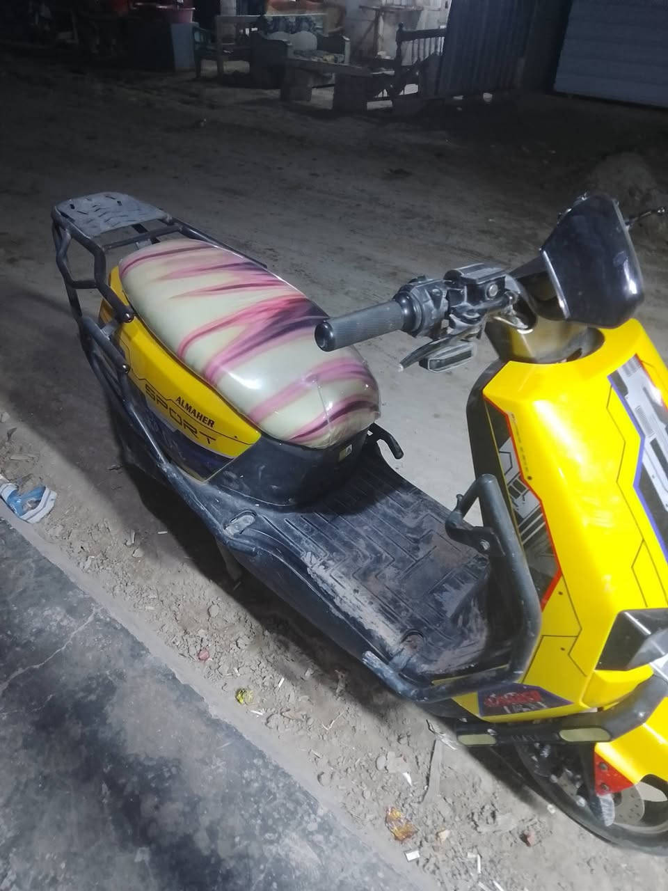 دراجه للبيع السعر 600وبيها مجال 
خاص متوفر ‏‪‏‪0786 070 9449‬‏
