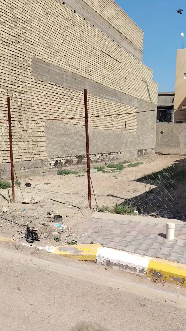 السلام عليكم يعلن مكتب الكوخ للعقار عن بيع قطعة أرض طابو صرف حي الغدير قرب دائرة المرور باقي التفاصيل داخل الفيديو
المساحه 125م
الواجها6.25 م
النزال 20 م
السعر 65 قابل للتفاوض للإستفسار مراجعة مكتب الكوخ او الاتصال على الأرقام التاليه
***********
***********
