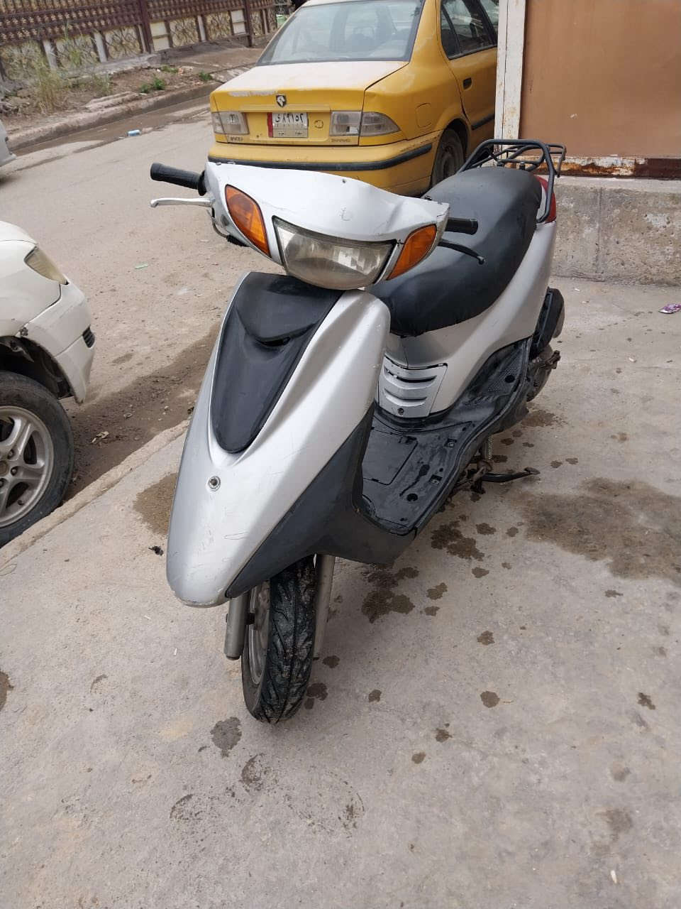 سلام عليكم للبيع بريز اكزز يبان نكره سلف كهربيات شغاله أوراق كامله كابريتر اصلي سعر ٤٧٥ مكان بغداد بلديات مكينه مكفوله برغي ما مفتوح كفاله كفرات مختمه نتصل *********** خاص ماكو
