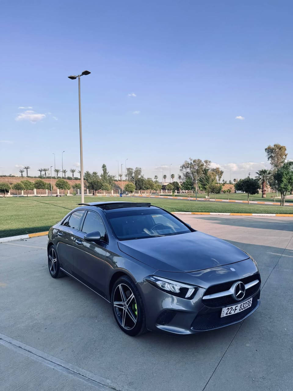 Mercedes Benz A220 2021
فول مواصفات 
٦ قطعات مصبوغ بدون دواخل بدون ارباك
كير محرك بشرط 
سعر : ١٦٨ و مجال
*********** WhatsApp

——————
٦ پارچەی سبوغە بەبێ داخیلی بەبێ ئێرباگ
گێر و مەکینە بەشەرت
نرخ : ١٦٨ و مجال
*********** WhatsApp أربيل, العراق
