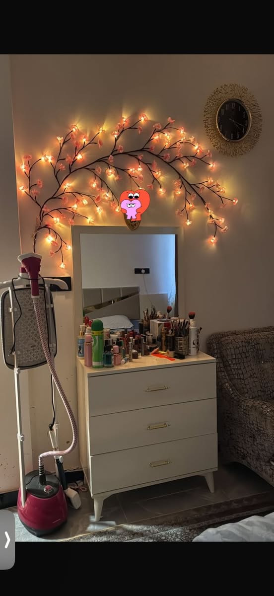 غرفة تركيه مشدوده قبل اقل الشهر بيها صوميه تسكام خمس قطع جديده 
٣٢٥ و مجالها بسيط جدا 
مكان الغرفه شهداء البياع


**إذا كنت صاحب هذا الإعلان وتريد حذفه لأي سبب، رجاءا أرسل رسالة إلى الدعم الفني**