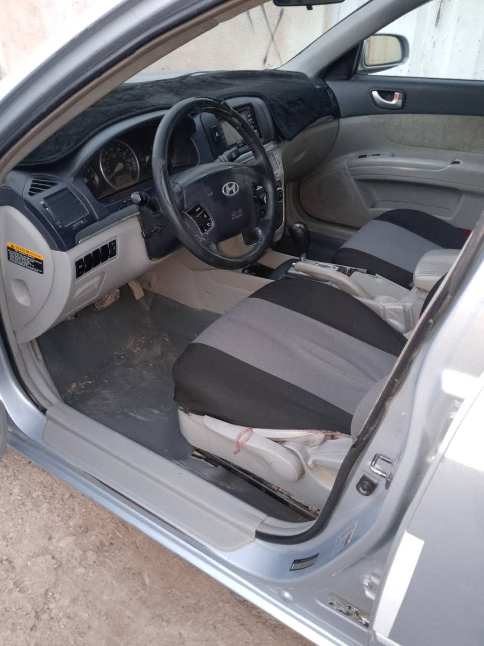 سلام عليكم سوناتا موديل 2007 6 سلندر رقم بغداد انكليزي وارد امريكي تحكمات ستيرن فتحه  سقف العنوان ديالى الاستفسار عل هاذ الرقم ***********
