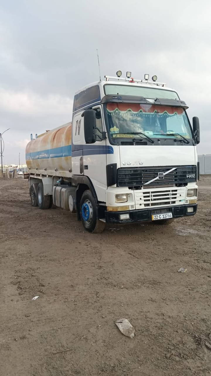 تنكر فالفو دكتوره ٢٠٠١ رتايدر خزان ٢٥٠٠٠ نضيفه وجاهزه محرك جديد بلكارتون السعر ١٧٠ سنكل للاستفسار *********** العنوان الموصل
