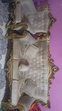 ٨ مقاعد • طبلات • صالون