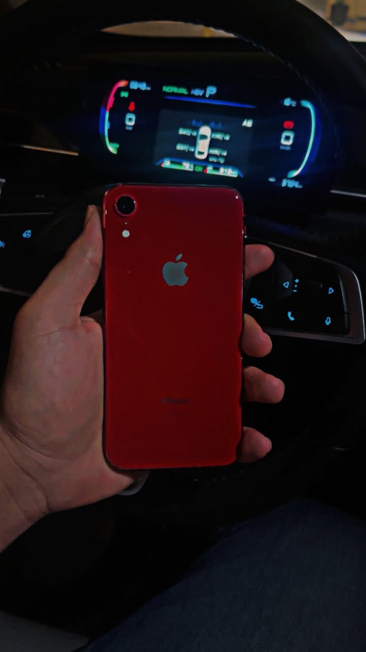 xr
128
بطاريه 77
الجهاز نضيف ممفتوح ممبدل بيه اي شي 
***********
مكان الشعب 
سعر 175
