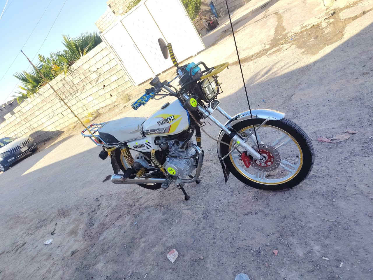 سلام عليكم
للبيع 

سيفان🏍🛵🏍🛵🛵🏍

موديل 2023✅✅✅✅

محرك جبير 🔧⚙️🔧🔧⚙️

مفتوح ✅✅🔧

كهربائيات شغال 🚥🚦🚥🚦

سلف شغال ✅✅✅✅

تخم تاير جديد ⭕🛞🛞✅✅

السعر 450 وبيه مجال 💵💵

مكانه قضاء العلم 

*********** 📲 📲 ***********
