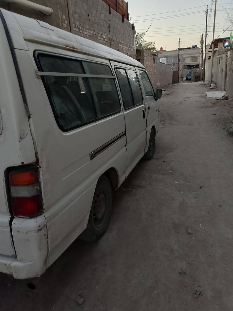 سيارة للبيع كية نسيبوشي 2008 مكينة وينجي وكير ونجي بي نمرتين مايشتغلن السيارة شغالة العنوان البصرة أبو الخصيب الاسمدة *********** السعر 20 وبيهه مجال لشراي مستعجل على بيعتهه
