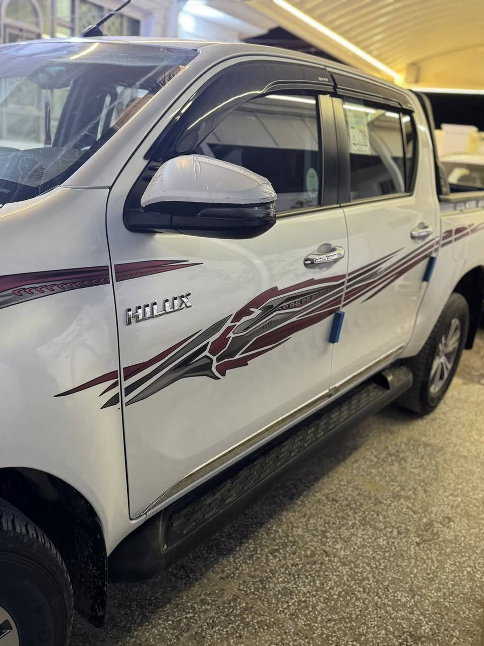 السلام عليكم هايلوكس فورويل سعودي 2024 ماشيه 44 مكفوله كفاله عامه عل وضع الزيرو رقم بغداد باسمي السياره جديده مكان السياره بابل السعر 360وبيها مجال 
***********
