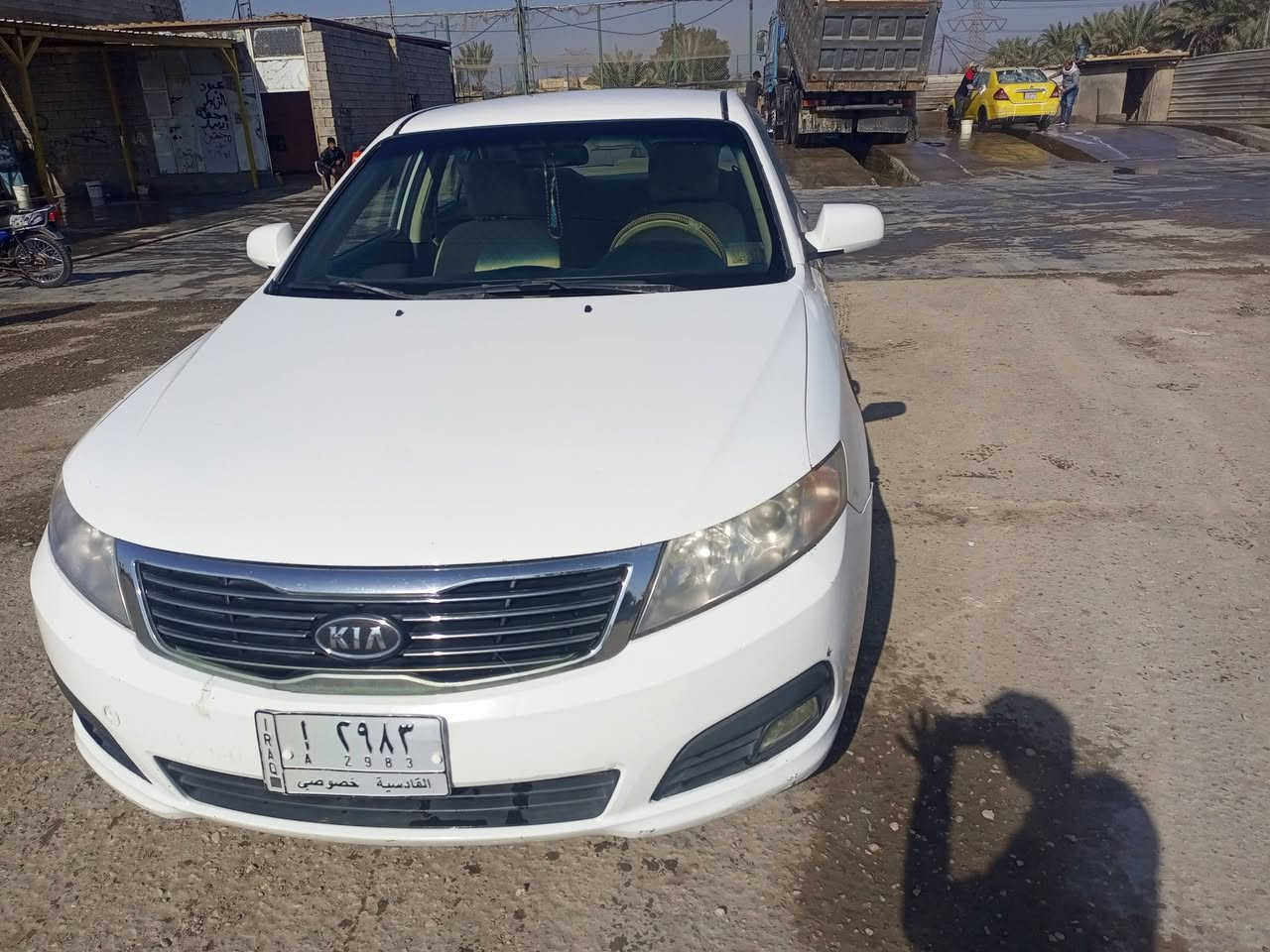 السلام عليكم سياره اوبتميا 2009
خليجيه السياره مكفوله كفاله. عامه من الضربة والصبغ السياره مكينه كير حداديه كله جديد.ماعيزه برغي واحد السعر 130 وبيهه مجال المكان الديوانية 
الاتصال ***********
