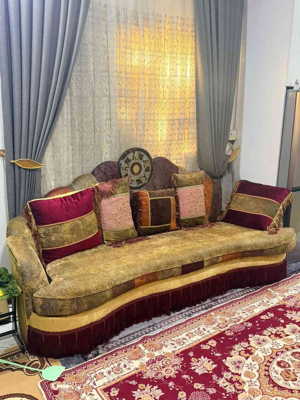 سلام عليكم تخم للبيع نشيف كلش جديد وقوي درجه اولى اقماشه جديد السعر 350 الهاتف ***********
