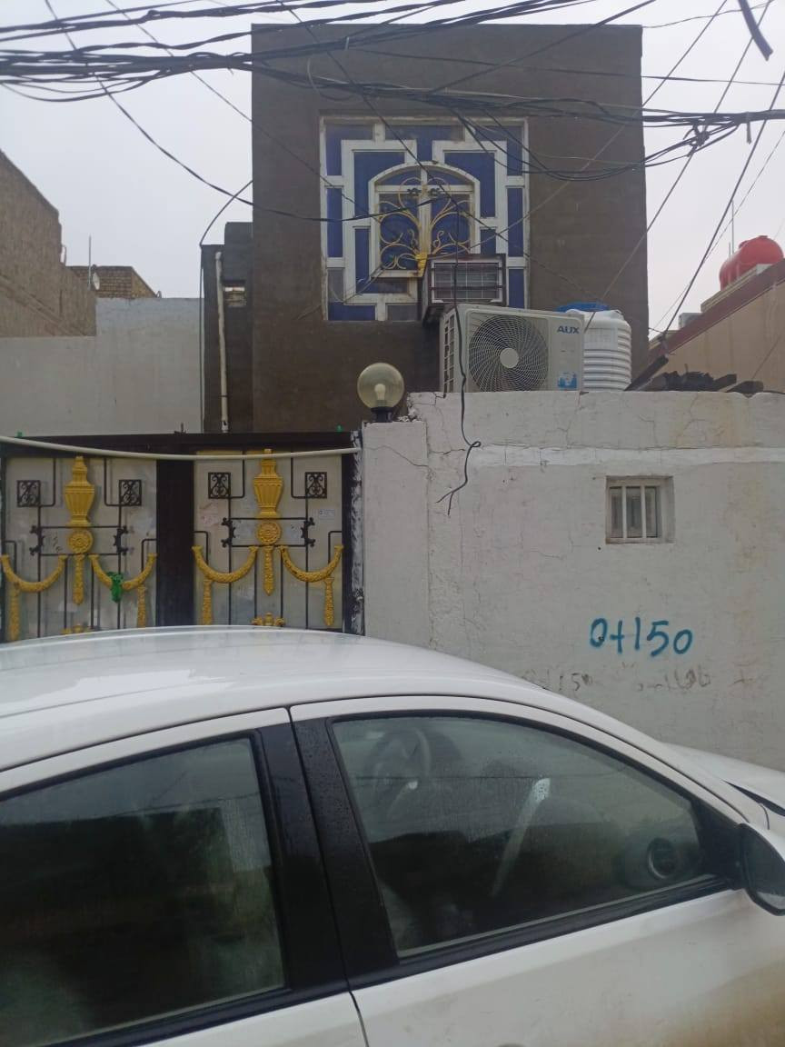 بيت ١٠٠متر بالحولي منطقة ٦٩ طابقين اساس صب والسقف عكاده الطابق الفوك شقتين منفصلات  نضيف البيت كاشي سيراميك. السعر ٦٧
                    ***********
