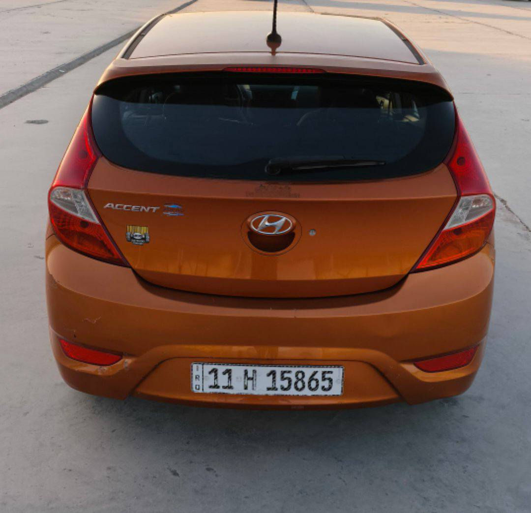 سلام عليكم هونداي موديل ١٦ سياره جاهزه من كلشي مكينة ١٦٠٠ بدون دواخل رقم بغداد 11 سعر 88رقم‏‏‪***********‬‏
