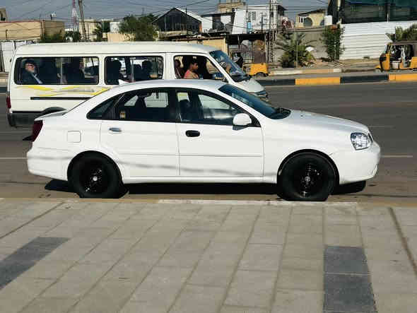 سلام عليكم شباب اوبترا موديل 2004رقم بغداد مشروع وطني قطعتين صبغ بدون دواخل  وملكطه الهلال الخلفي مصلح اثر اخياس الباقي  كفاله عامه من  الحادث والضربه  كله ع وضع الشركه ماشيه 173 الف حقيقي مكينه بل كارتون جديده لوك لا تنقيص ولا تبخير صدر امامي خلفي جديد زيرو تخم تاير قبل 9 ايام شاده دوشمه عام حته الجنطه مدوشمه السياره ع وضع الشركه رصعه مابيه مال بيت سيارتنا الخاصه مال جناي تبريد ثلج تدفئه السياره ع وضع الشركه السعر 64$ وبيه مجال بسيط وكلشي اكو    بل سوك شباب وكلمن يبيع بكيفه الله يخليكم لحد يصير بياع شراي براسي يعجبك السعر خادمك وتدلل ميعجبك السعر اعبر المنشور ودعيلنه بل رزق والله يرزقك احله منهه 
مكان السياره بغداد الشعب نهايه الفورتات غير متواجد ع فيس اتصل وتدلل ***********ابو حسن الشمري
