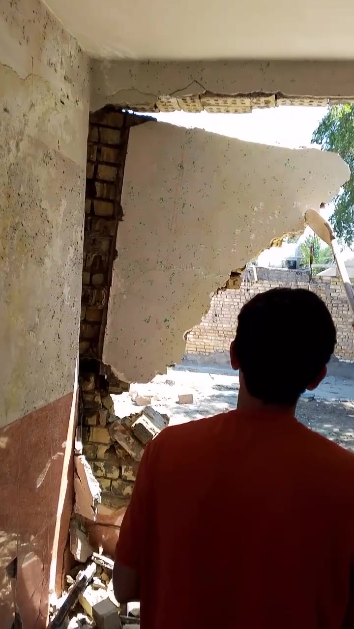 السلام عليكم كادر تفليش وتقطيع الكونكريت وثقب الكور اخوكم ابو علي للاتصال ***********
