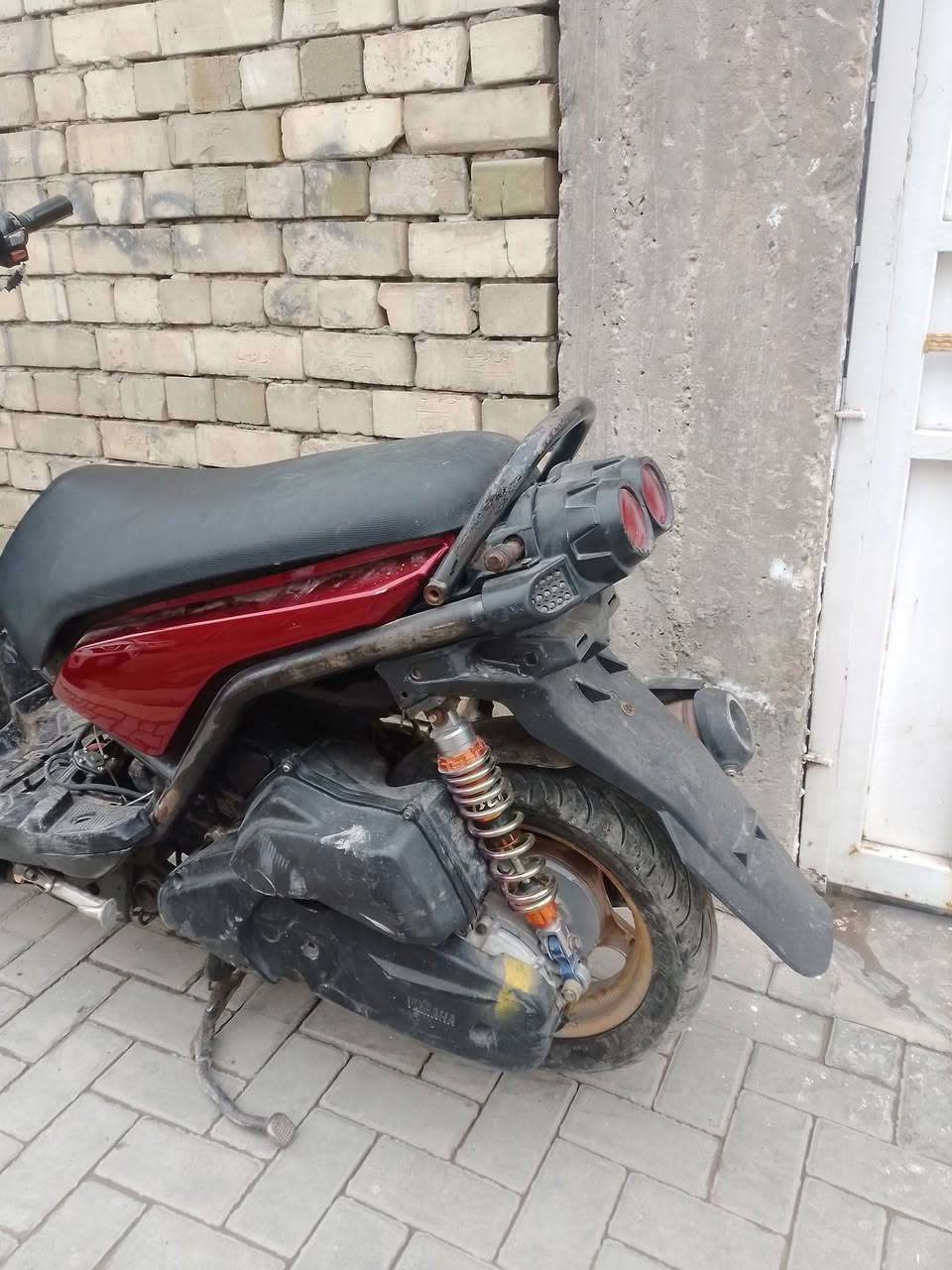 السلام عليكم بسبب الوعود كاذبه سكنس جبلي تحوير كابريتر فقط دراجه متروكه ابيع على هاي حطه يحتاجله كابريتر مكان الرائسه مال العبيدي هذا رقمي عراضه كامله ٦٥٠ وبي قليل مو شراي لايخابرني ***********
