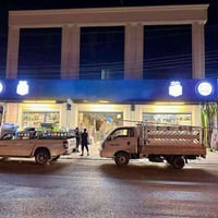 بناية تجارية • سنتر أربيل شارع 40 • ٣محلات ٦شقق سرداب