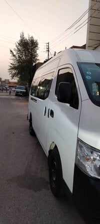 خدمة نقل • نقل عوائل • نقل شباب • توصيل بلد • سيارة نقل بلد • سيارة تو...
