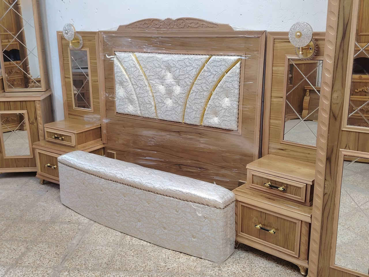 نقد واقسط.               اهلا وسهلا بكم 🤗
غرفه فصال تركي شغل عراقي صاج خمسه ملم
شغل.      درجه اولى
الصباغ حراري ججقليتي 🍬
 عدنه كثير موديلات وتوصيل جميع المحافظات
الموصل شد ونقل مجاني
السعر مليون و600
 لا التوصل واتساب ***********
والخاص مفتوح  اهلا وسهلا بكم 🤗
