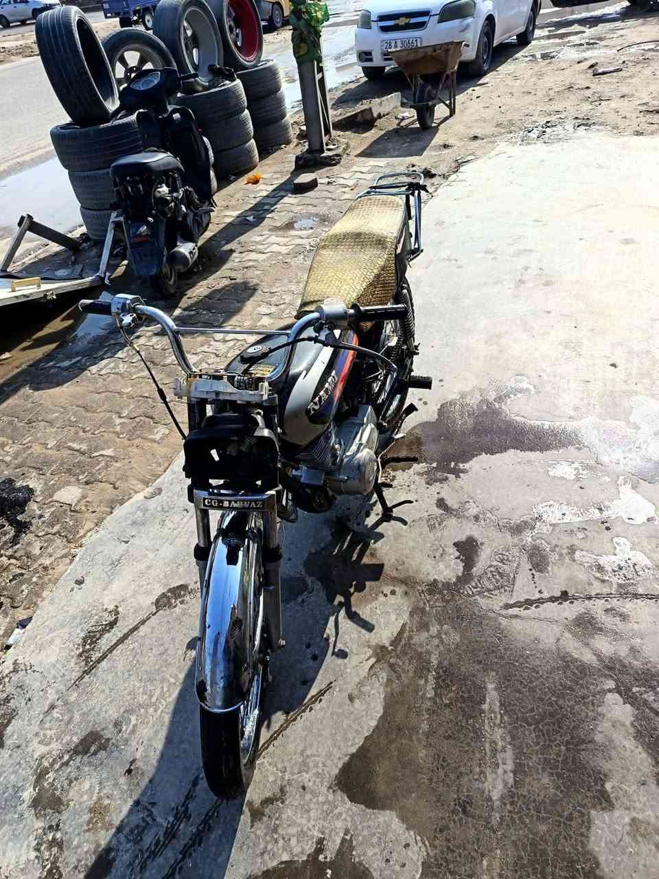 السلام عليكم دراجه للبيع مال كسبه كلك موديل 21 شغاله تمشي كل شيء ما بيها سعر 175مكاني نجف شارع المطار الجديد  للستفساؤ ***********
