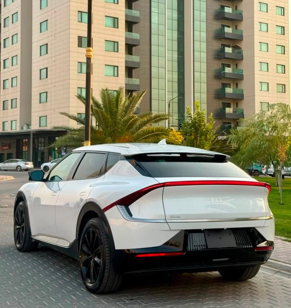Kia Ev6 2024
Land/Wind
كيا Ev6 ٢٠٢٤
لاند/وند
كهربائية بالكامل
١١ الف ماشي
77.4kWh
مواصفات:
بصمة
حساسات محيطية أمامي وخلفي
رادارت 360 امامي جانبي خلفي
ستيرن تدفئة
المقاعد جلد
المقاعد الامامية كهربائية بالكامل ( تدفئە )
المقاعد الخلفية ( تدفئة )
سستم صوت 12 سماعة + دمام ماركة Merdeian
بعد هواي مواصفات بيه

سيارة دبل ماطور 
فول شحن تمشي (٤٥٠ -٥٠٠ كم)
مکان سلیماني
تترقم شمالي مجاني
***********
