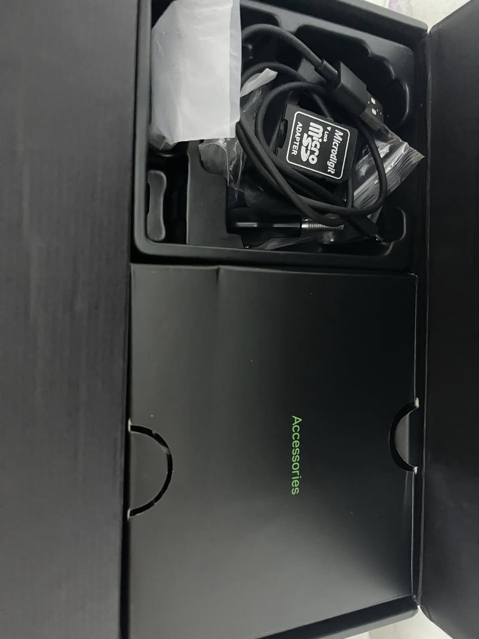 السلام عليكم 
كامره مغامرات فول 
تجي وياها بطاريتين 
وايفاي 
اكسسوارات كدامك خير من الله 
السعر ٤٠ وبيها مجال بسيط 
مكاني بغداد - الدوره


**إذا كنت صاحب هذا الإعلان وتريد حذفه لأي سبب، رجاءا أرسل رسالة إلى الدعم الفني**