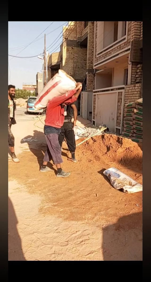 سلام عليكم كادر تصعيد جميع المواد مال البناء؟علة الضهر او ونج ؟تفليش صبات ؟ تنكير ؟حفر؟او تصعيد اشتايكر؟تنضيف ؟تنزيل انقاذ ؟العمل داخل الحسينية او خارج ***********
