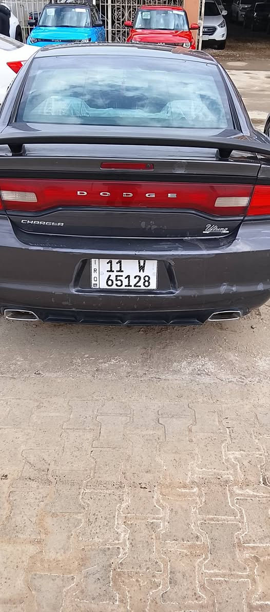 سيارة جارجر موديل 13باسمي قطعتين تبديل جاملغ اليسار والبنيد في امريكا حادثها وهنا صبغ قطعتين كير عصا تحكم إشارات بصمات ابواب السعر 130$ بابل شارع 60 
***********
