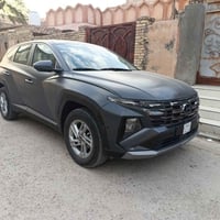 توسان موديل 25 بيع او مراوس ماشيه 12الف زيرو  لونه مميز رمادي مات موصف...