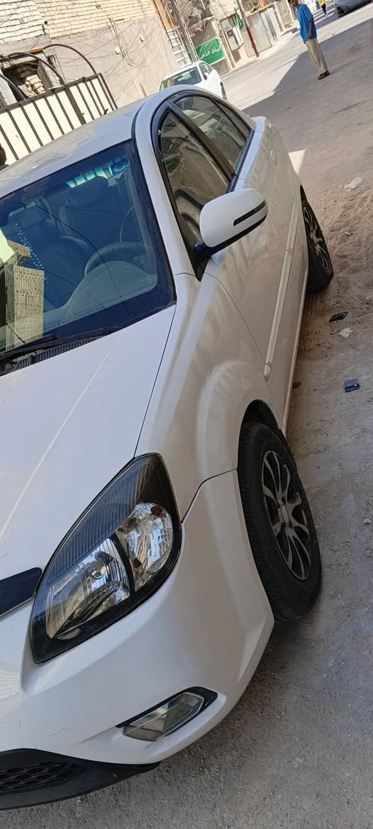 كيه ريو 20011 جاهزه نضيفه مال بيت  اشاير بل مري جام كهربائي بيهه طخه بسيطه بجاملغ الخلفي رقم بغداد دولي 
بسمي ب90 ورقه او مراوس *********** مكاني بغداد
