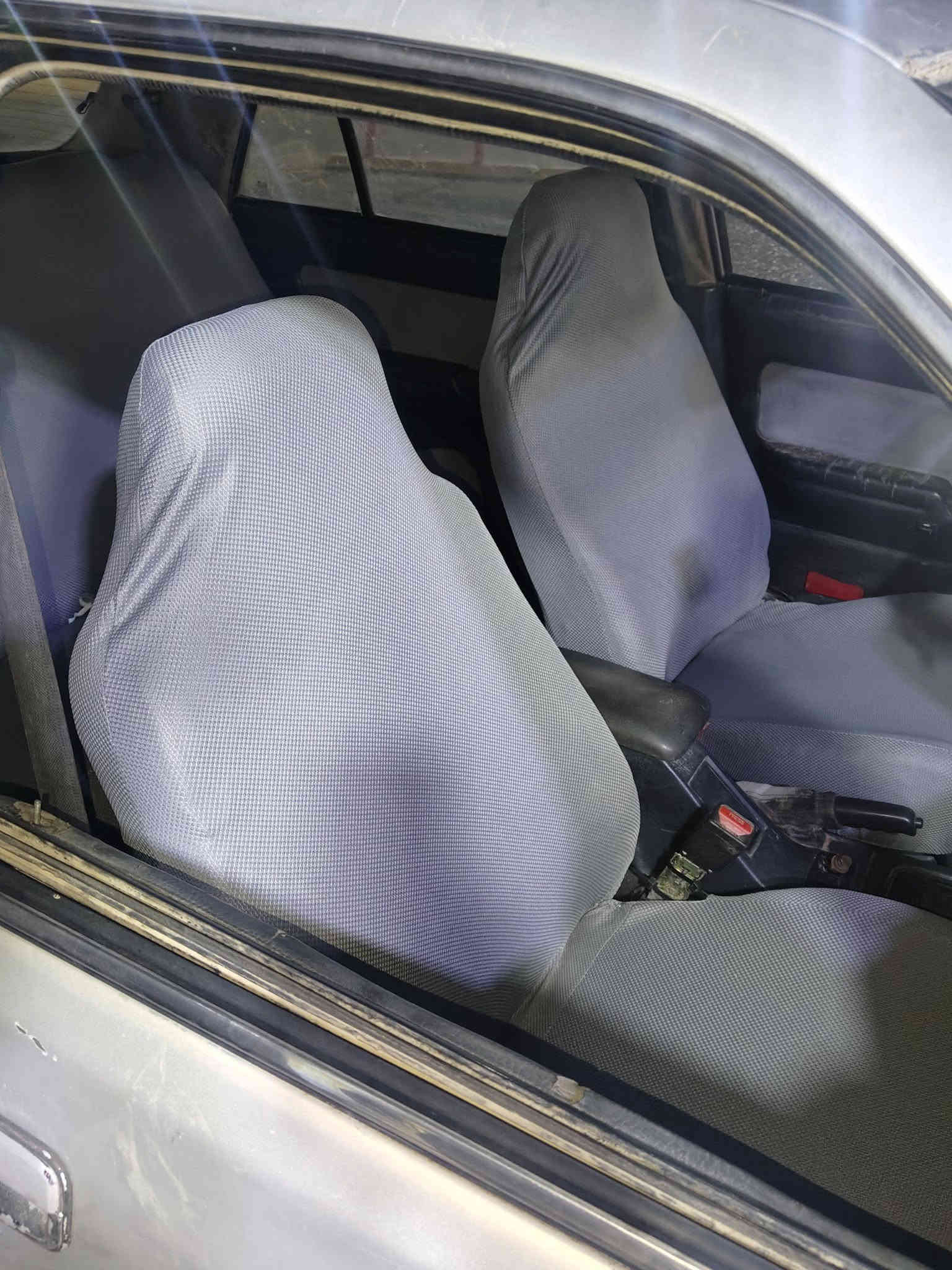 السلام عليكم سوناتا وان للبيع سياره حلوه ونظيفه مكينه محرك خير من الله لا صرف ولا بخار حداديه اماميه حلوه خلفيه نص عمر رقم ديالى الدولي سنويه لغايه2029 شرط التحويل  سعرها 28بي مجال حك الجيه مكانها ديالى قضاء قره تبه ***********
