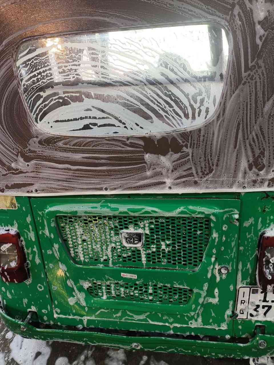 تكتك للبيع 22 شهر 7 رقم وسنويه باسمي كبل عقد مروري واحولك
مكينه خير من الله خرسه
كشر نضيف لا صبغ ولا معجون 
وكهربائيات كامله 
سعر 8400 بدون عمله 
وهذا رقمي مكاني الغزاليه ***********
