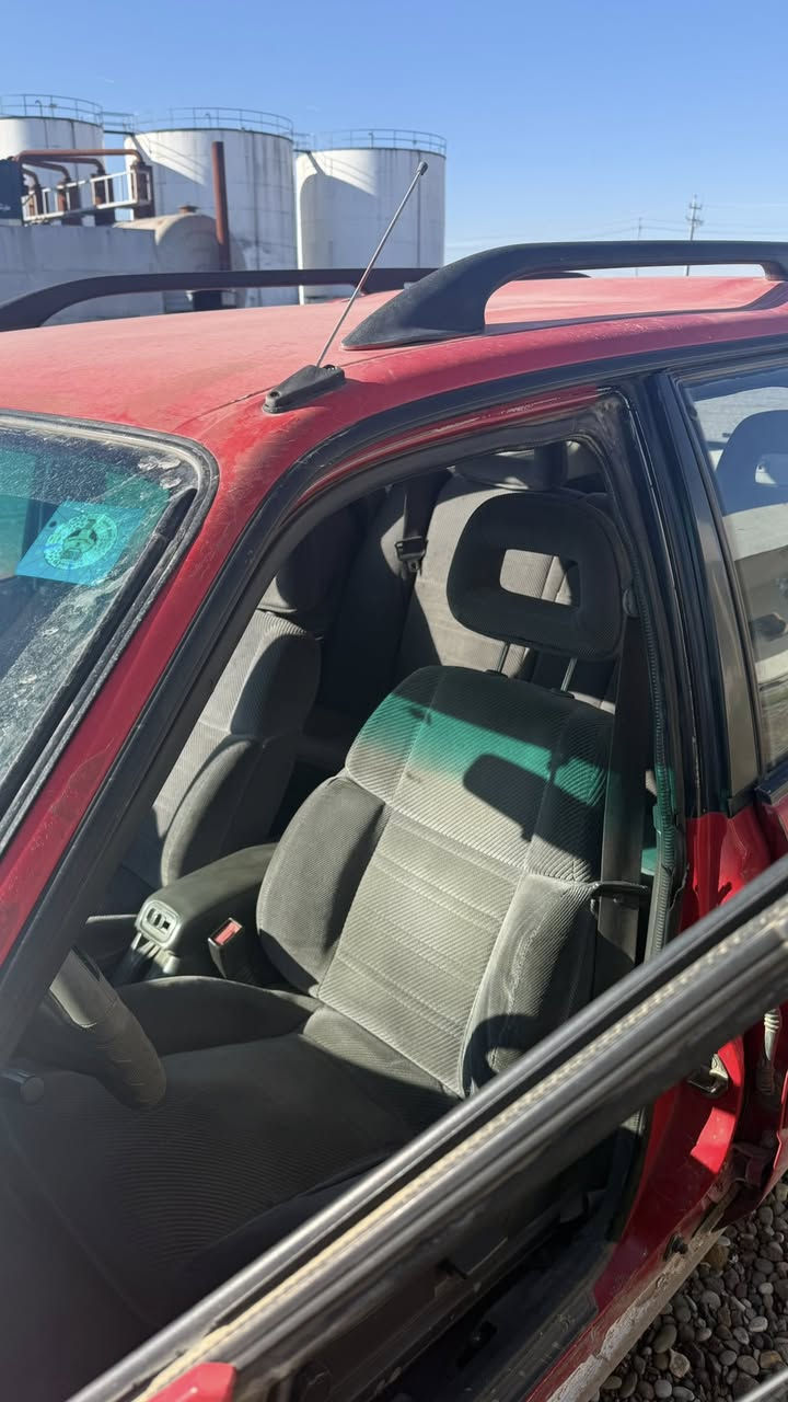 مازدا ستيشن 626
محرك وكير شرط ✅
12 بخ 
رقم جديد دولي باسمي شرط التحويل✅
بخيتها على مود الهزه بس بدون معجون ✅
سياره نضيفه وكاعده وبلعافيه عل ياخذه
رقم التلفون ***********
***********
الارقام ثنينهم بيهم واتس
