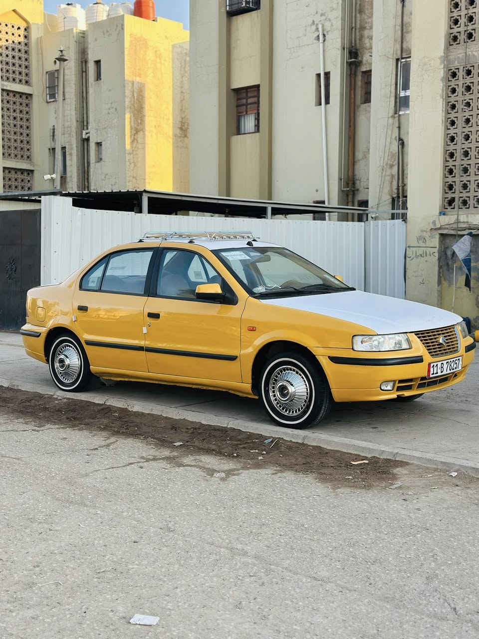 السلام عليكم
سمند كرستال 2012 للبيع او المراوس بسمند محور كورلا
كير ومكينه بحاله جيده وكير فرنسي خفيف 
تبريد شغال 
بيها بارد فقط بالباب الخلفي البقيه مكفوله من ضربه وصبغ 
تخم تاير خط ابيض نكسن جديد 
رقم بغداد بأسمي شرط التحويل 
عنواني بغداد المحمودية 
السعر ٤٣ 
***********
