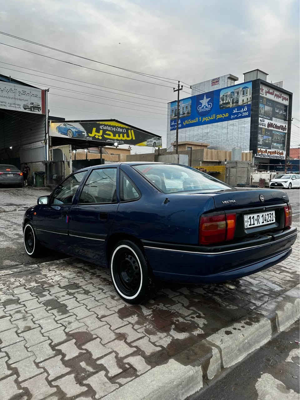 فكترا 1994 للبيع بدون مراوس

 صبغ جمالية فقط 
ضربه على كد شبر بطرف الباك لايت معجون تصفيه

 صدر جديد محرك شرط لا بخار ولا صرف 

السياره داخله شركة بدون خياس الكهربائيات كلها شغاله رقم بغداد مشروع وطني سنويه جديدة 2030 هزة كاملة بيها دفتر بانزين مختصر السياره ماتصرف عليها ربع 
السعر 41 وبيها مجال للطيبين مكاني كركوك

للاتصال *********** كركوك, العراق
